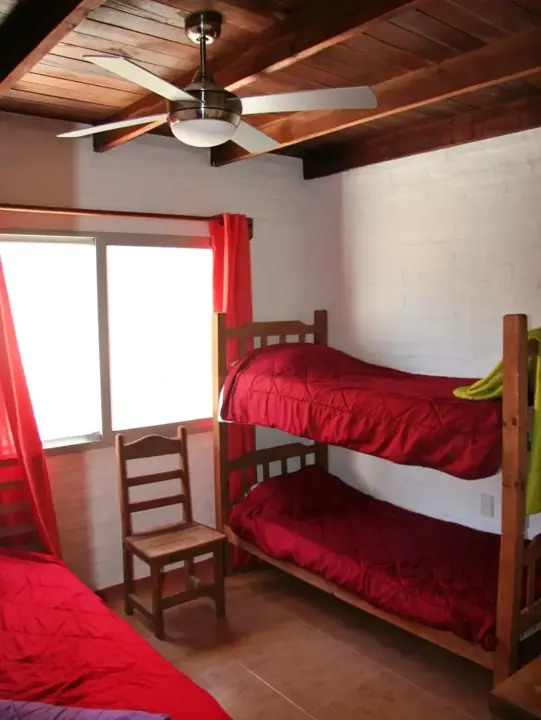 Segundo dormitorio con cuchetas